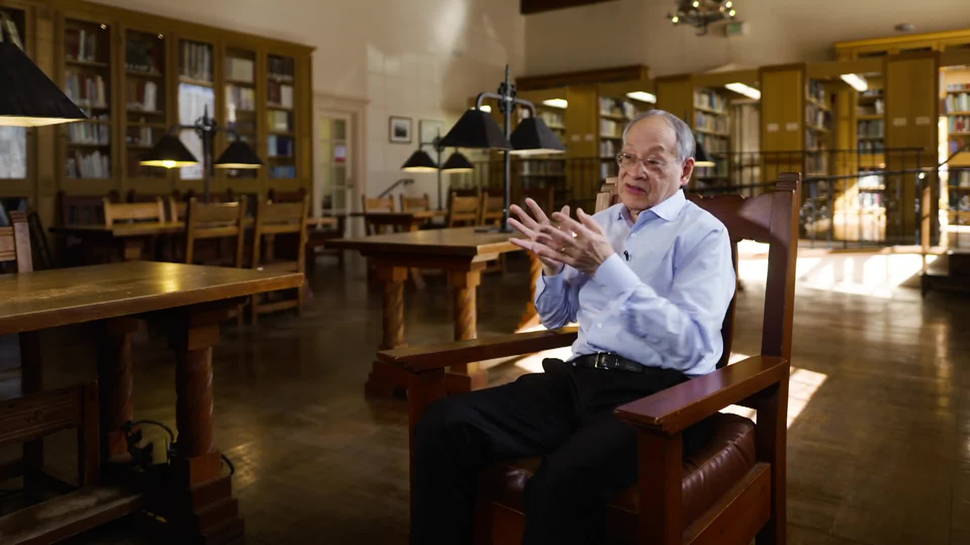 Transient Worlds On Translating Poetry